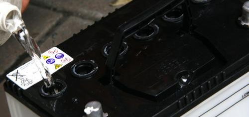 What is a lead acid battery