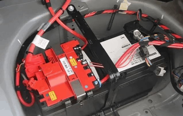 agm-start-stop-battery1