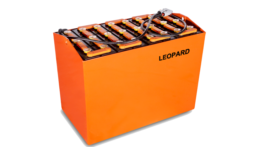 Lead-Acid Batteries and Electric Forklifts: Powering Material Handling