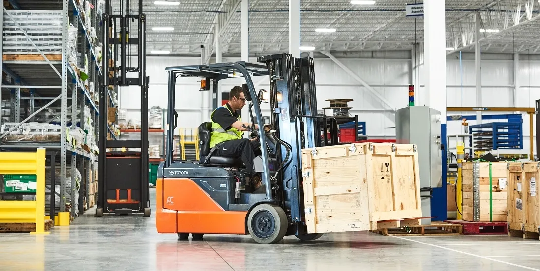 Forklifts and Lead-Acid Batteries: A Powerful Combination
